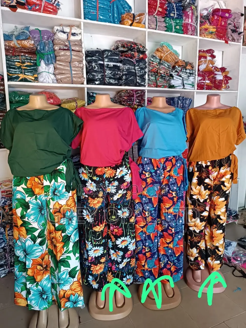 Ladies Outfit