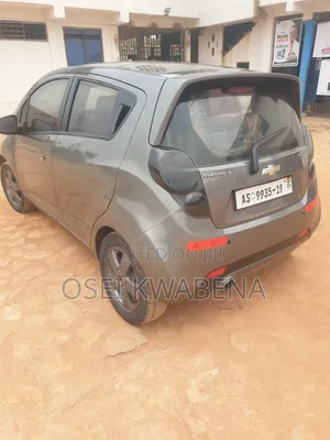 Chevrolet Spark 2018 Gray