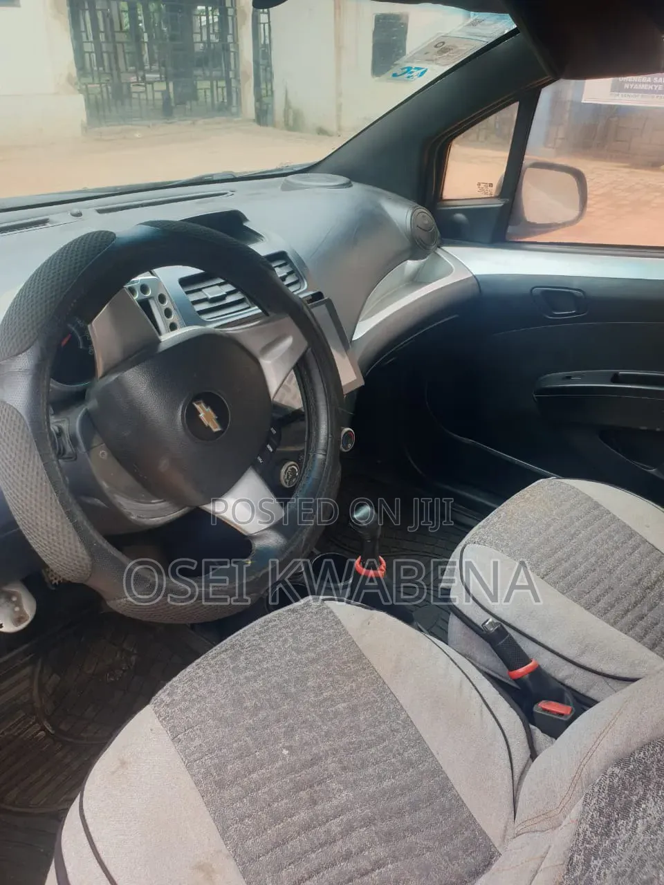 Chevrolet Spark 2018 Gray