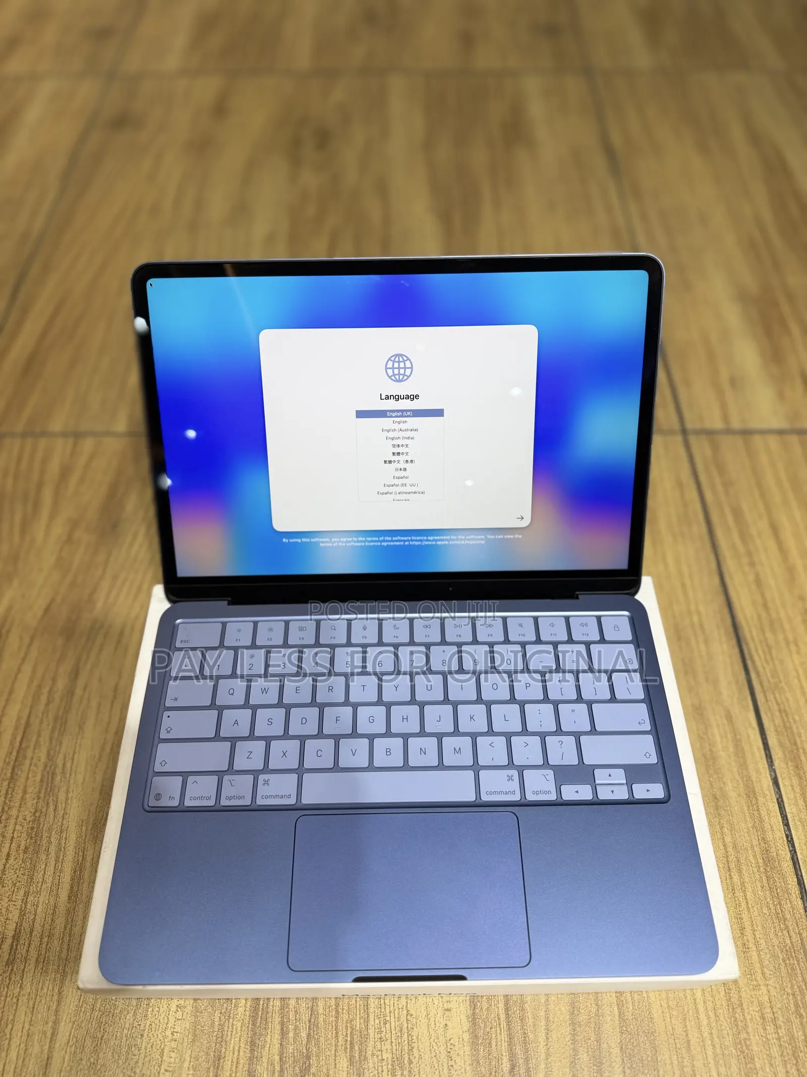 Laptop Apple MacBook Neo 2026 8GB SSD 256GB