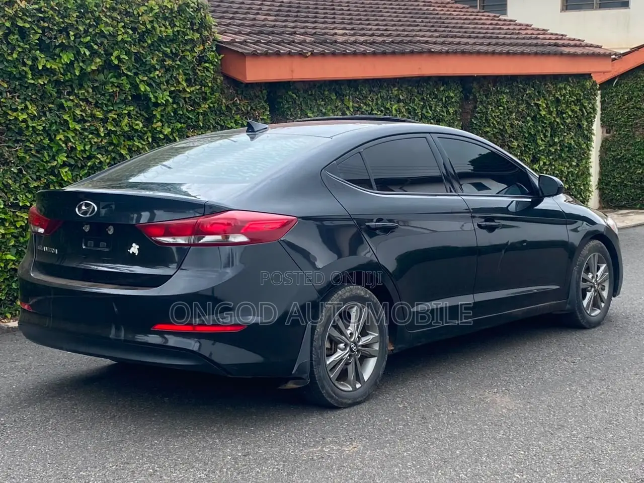 Hyundai Elantra 2017 Black