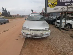 Toyota Corolla 1999 Silver