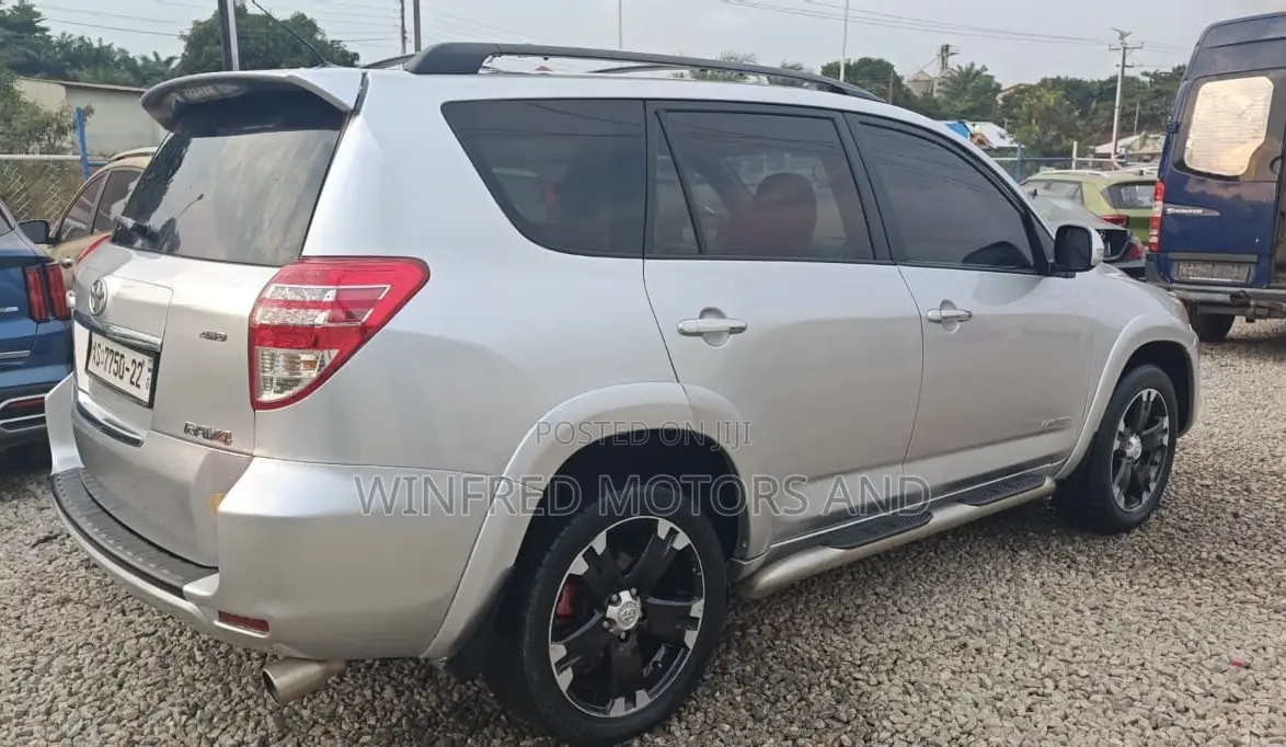 Toyota RAV4 2.5 Limited 4x4 2011 Silver