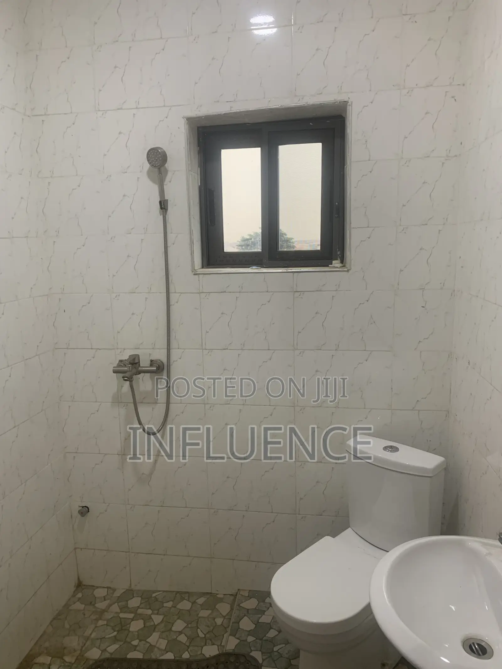 2bdrm Apartment in East Legon for rent