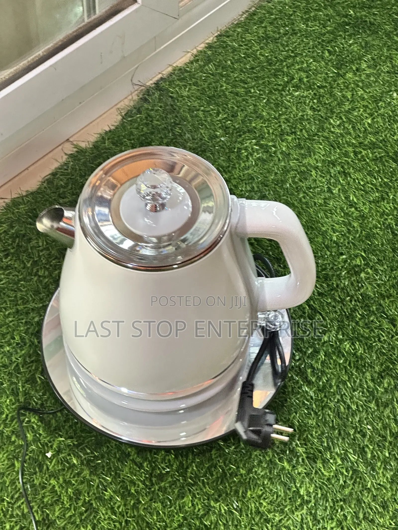 Quality and Classic Electric Kettle (1.7 Litres)