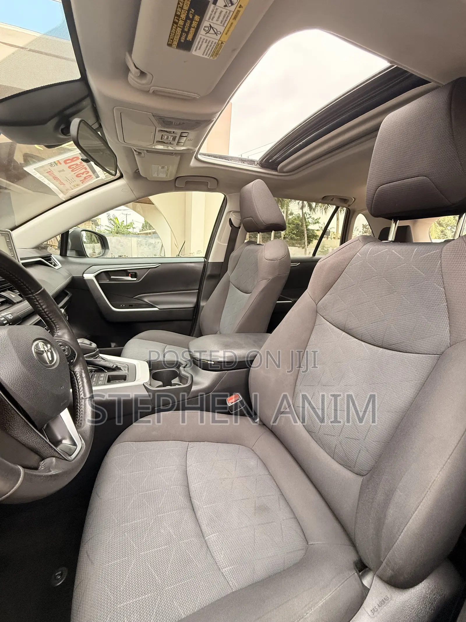 Toyota RAV4 XLE AWD 2019 Black