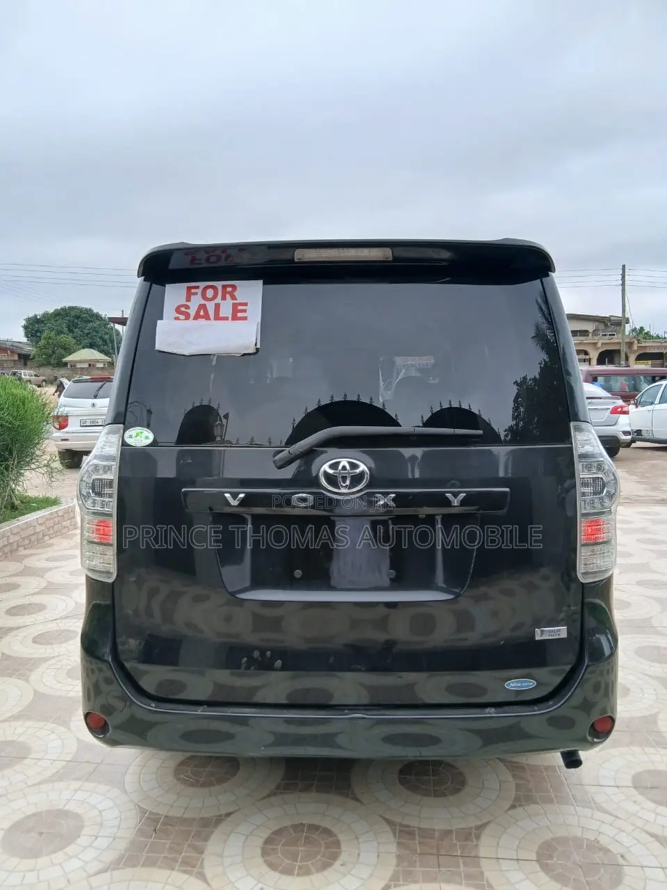 Toyota Voxy 2012 Black
