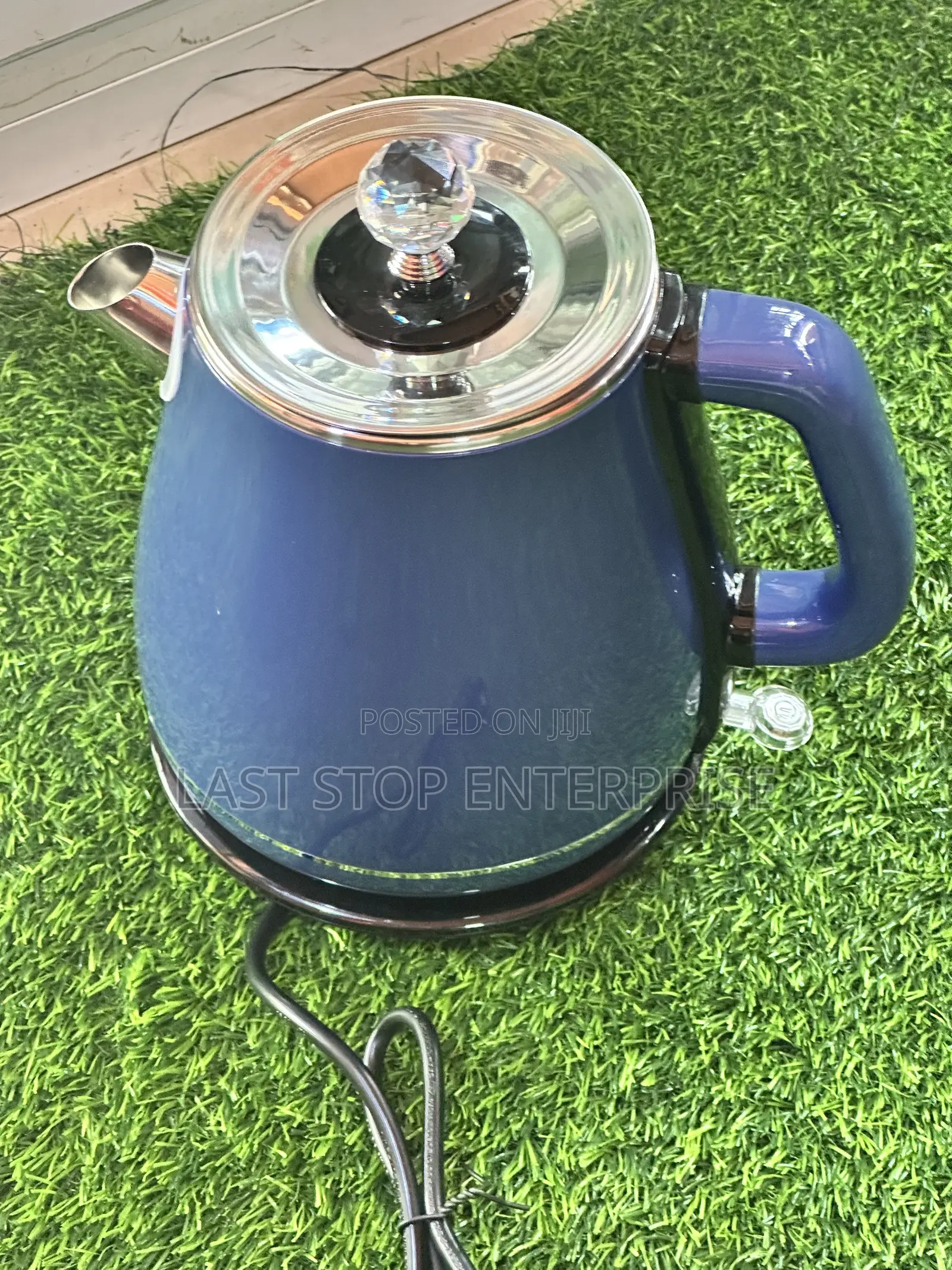 Quality and Classic Electric Kettle (1.7 Litres)