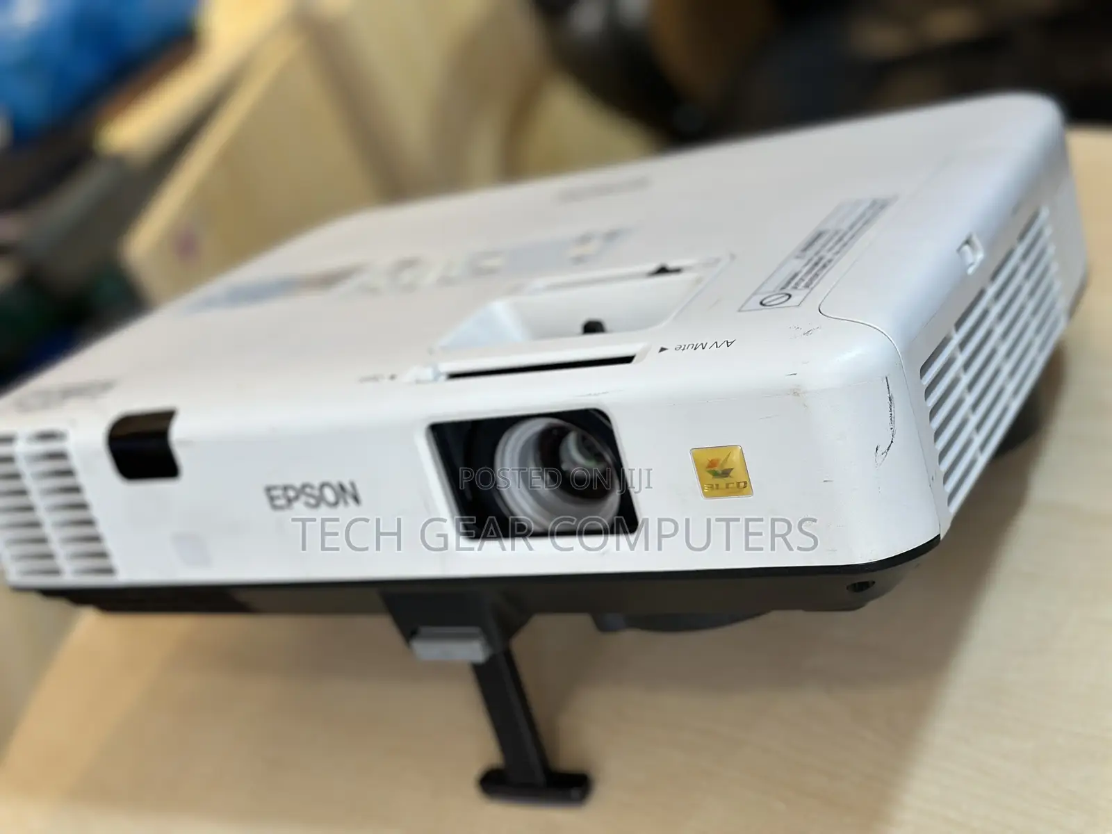 Epson PowerLite 1930, 3LCD Projector, XGA Resolution