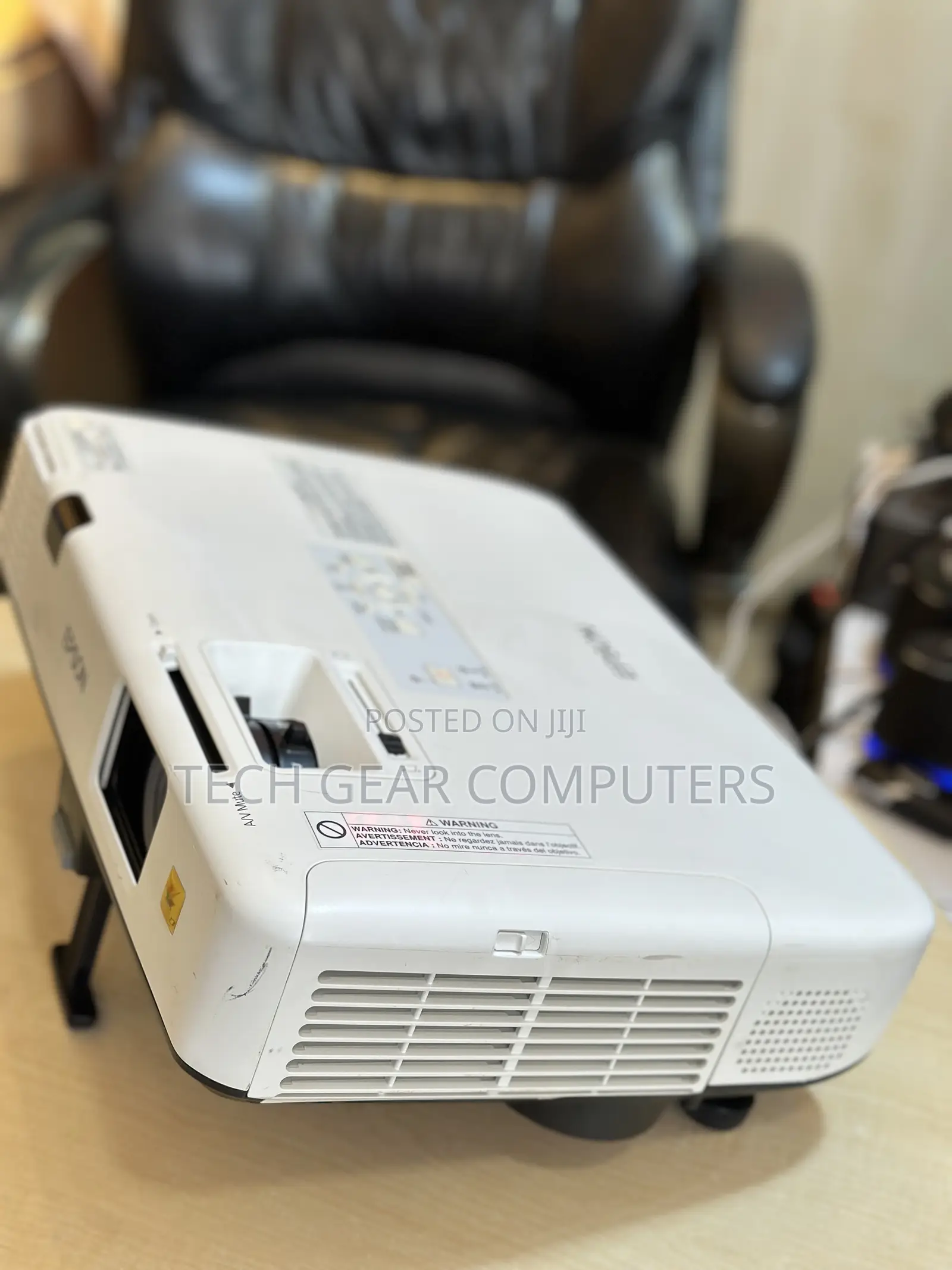 Epson PowerLite 1930, 3LCD Projector, XGA Resolution