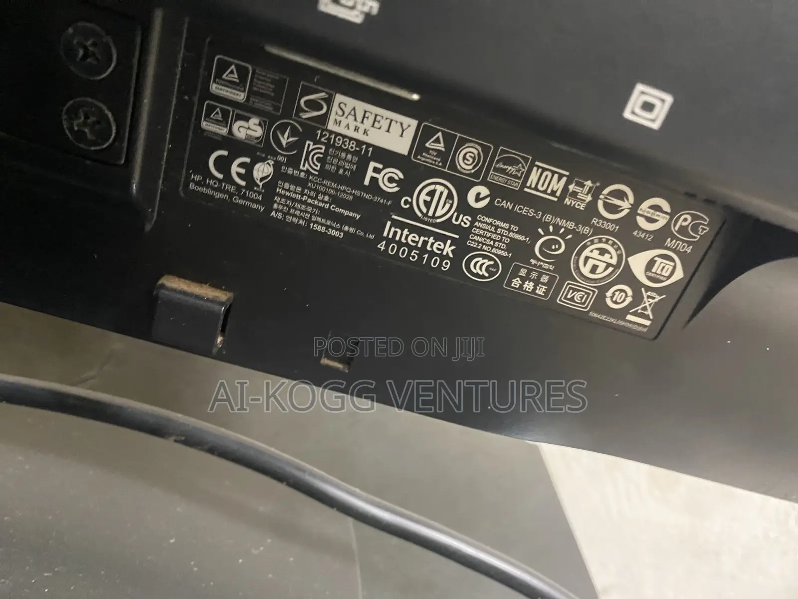 HP Black Monitor