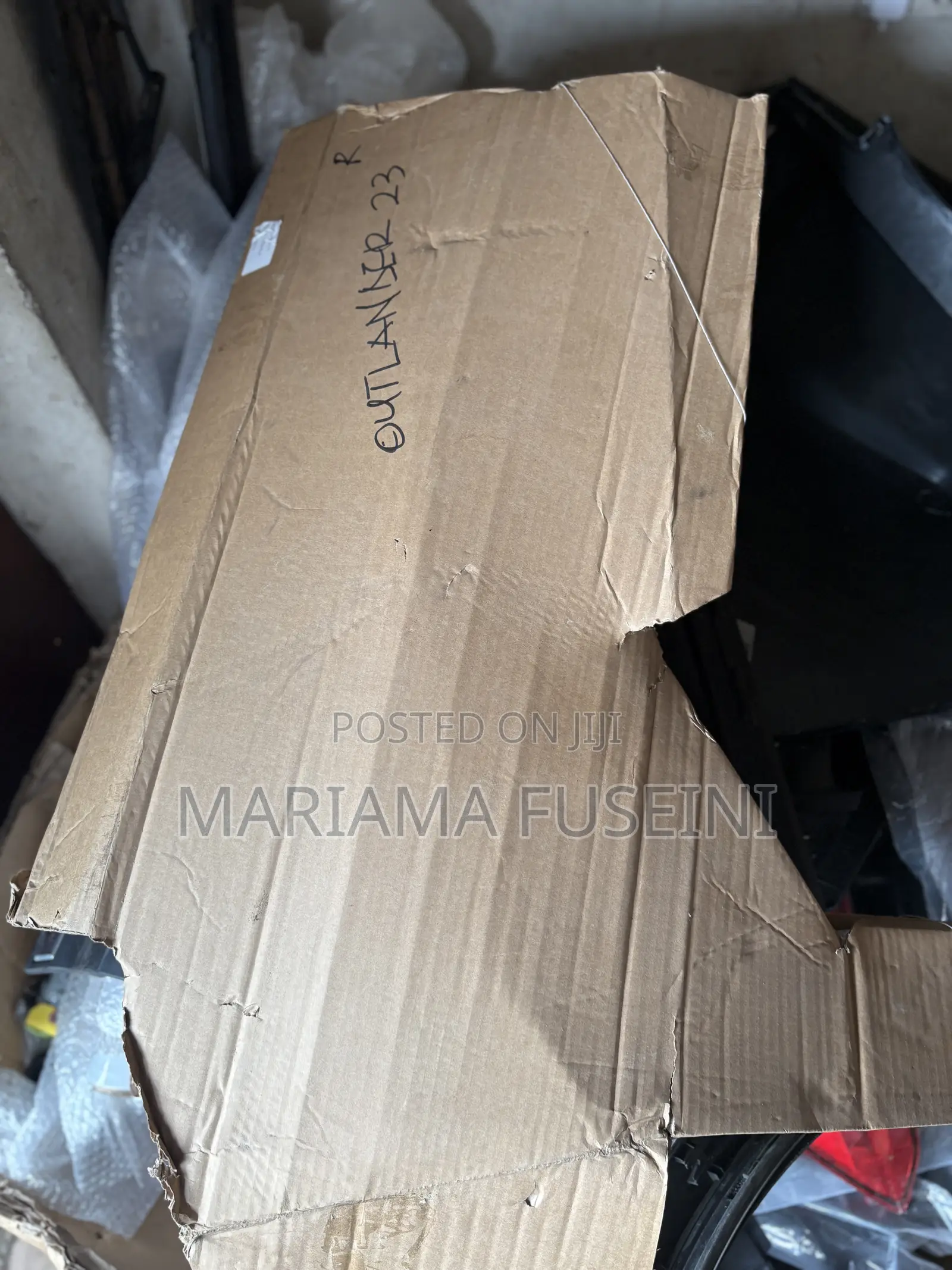 Outlander 2023 Fender Right