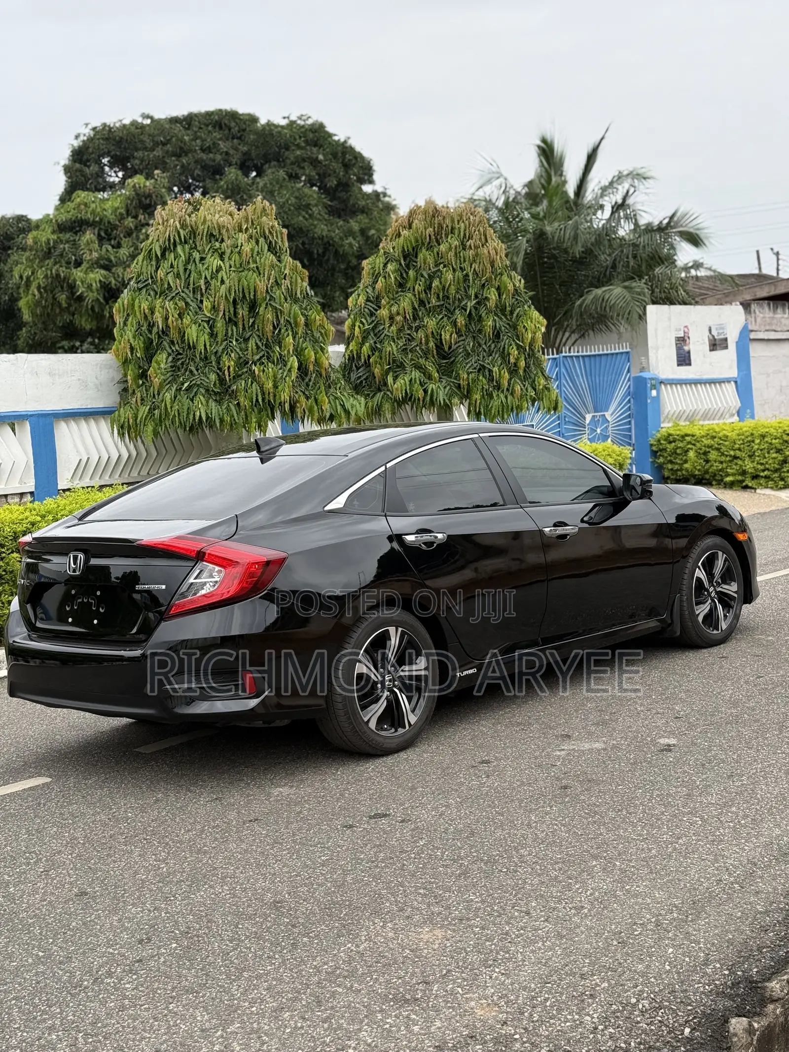Honda Civic Touring 4dr Sedan (1.5L 4cyl) 2017 Black