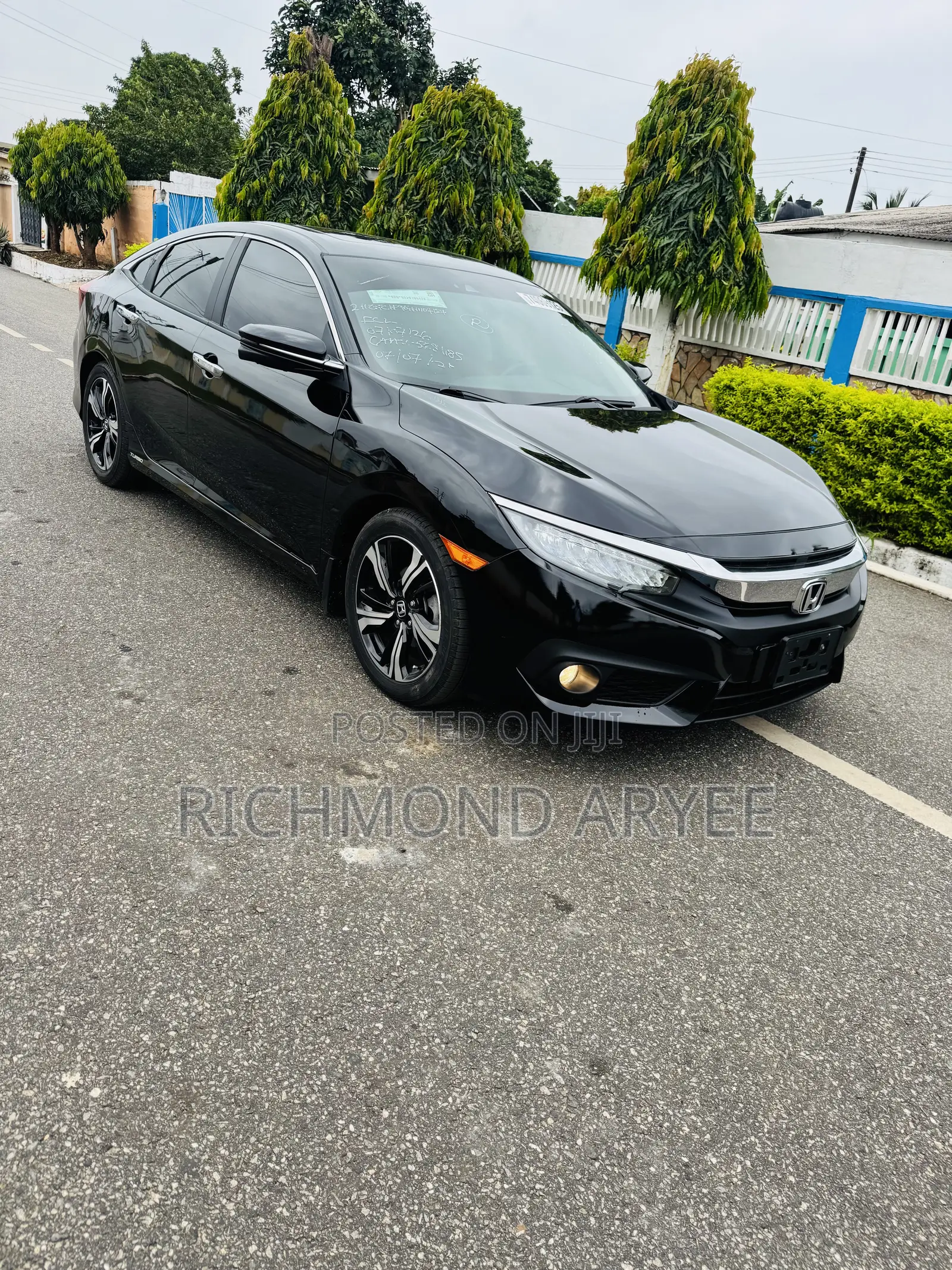 Honda Civic Touring 4dr Sedan (1.5L 4cyl) 2017 Black
