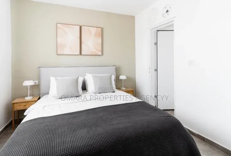Furnished 1bdrm Apartment in Cozy, American House for rent