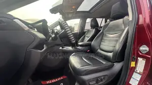 Toyota RAV4 XLE Premium AWD 2019 Red
