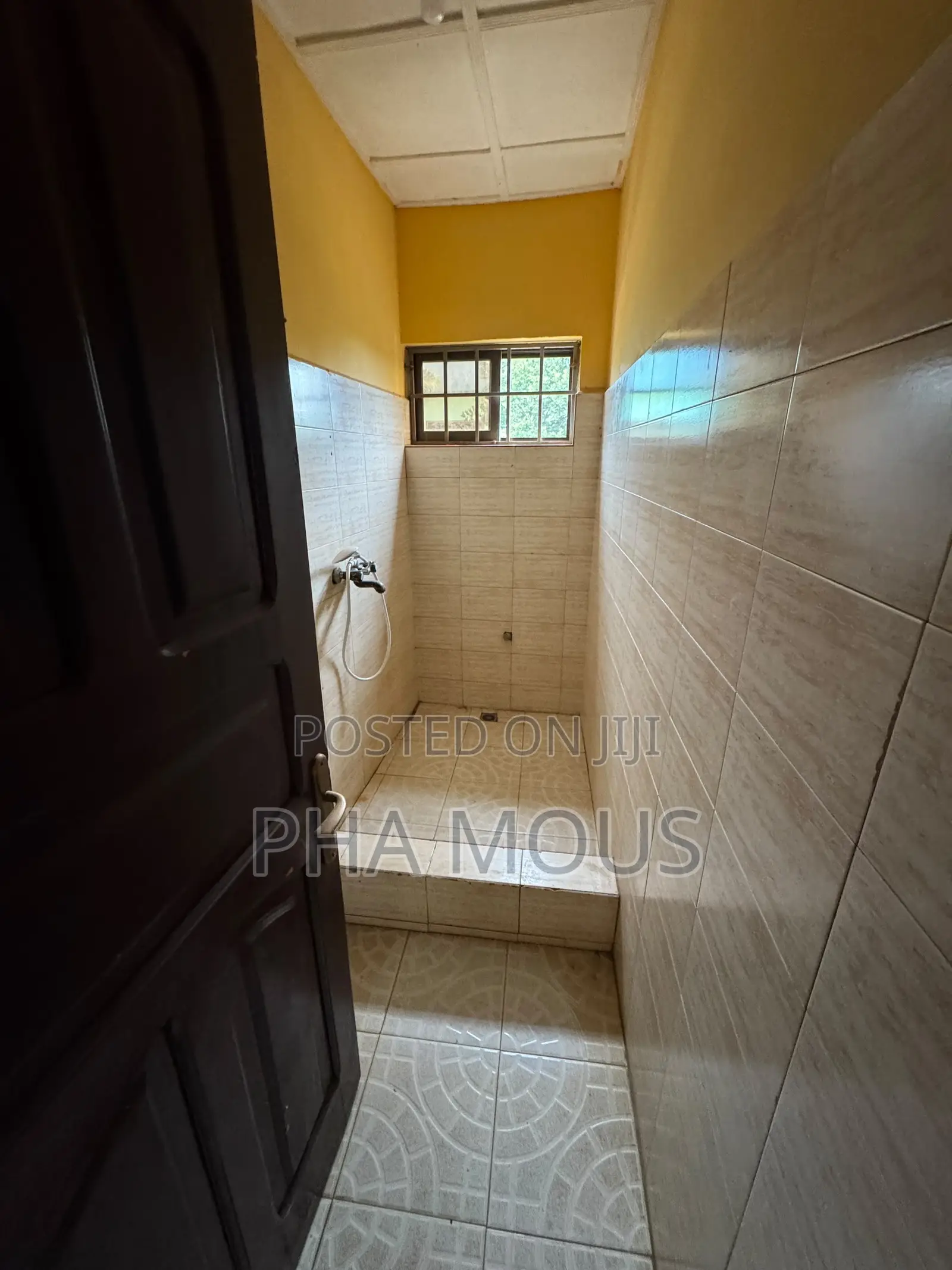 4bdrm Apartment in Achimota for rent