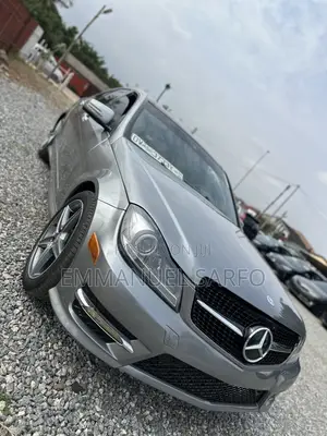 Mercedes-Benz C300 Sport 4Matic Sedan AWD (3.5L 6cyl 7A) 2013 Gray