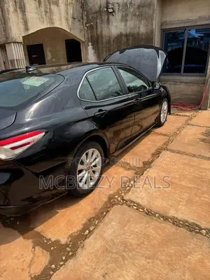 Toyota Camry LE FWD 2020 Black