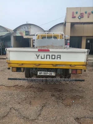 Hunda Mighty 2 2010