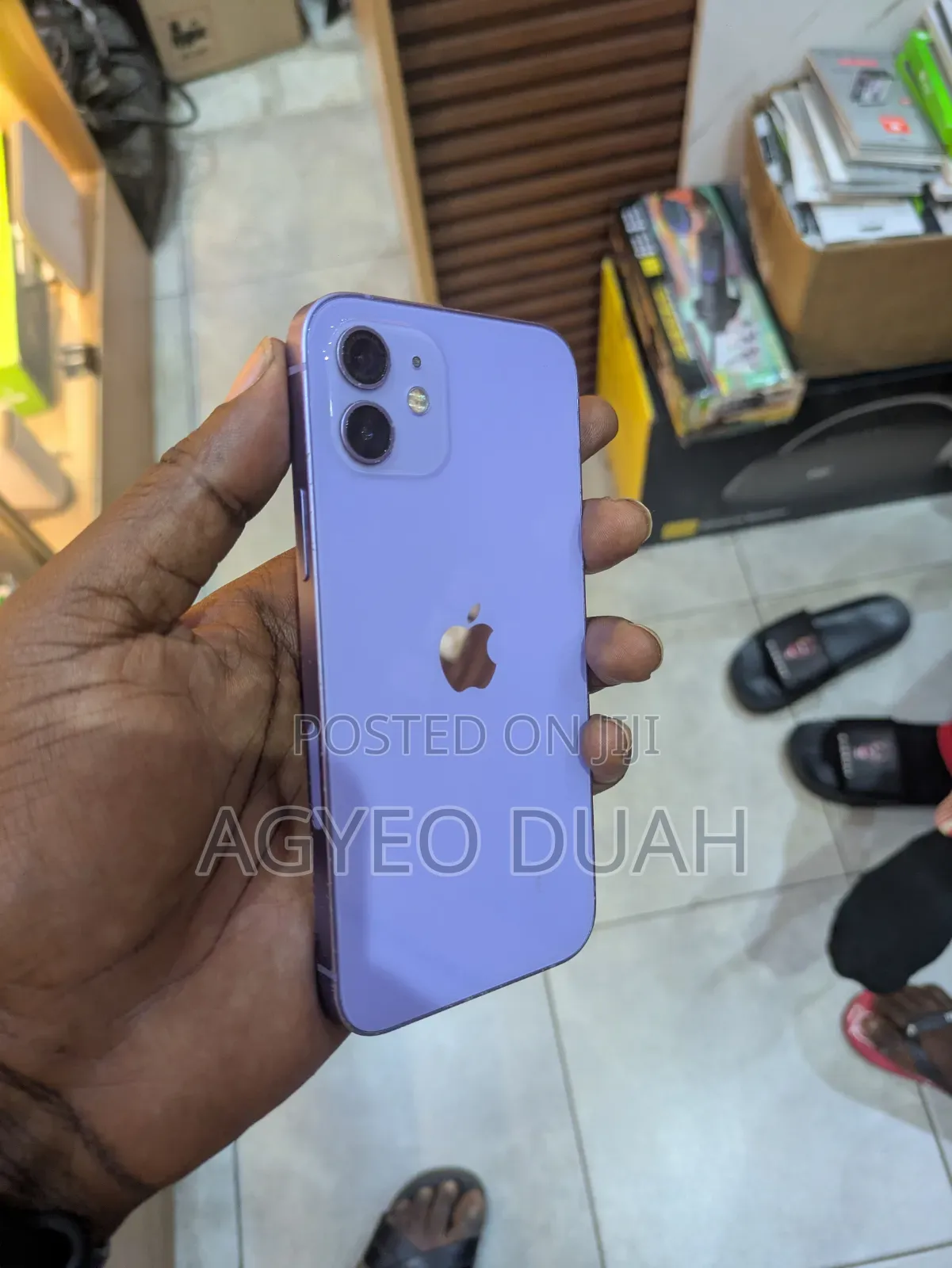 Apple iPhone 12 64 GB Purple
