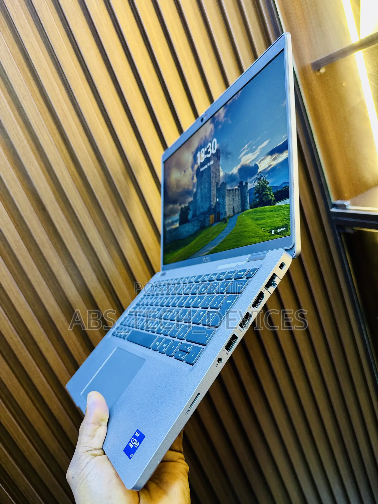 Laptop Dell Latitude 5320 16GB Intel Core i7 SSD 1T