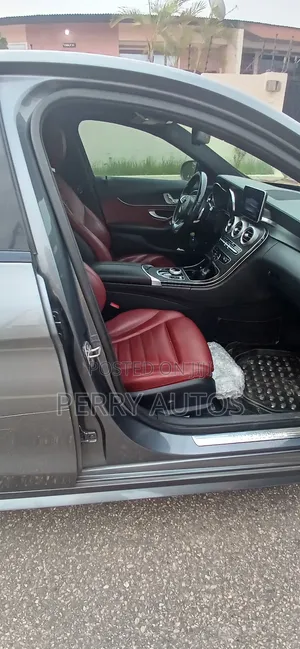 Mercedes-Benz C300 2017 Gray