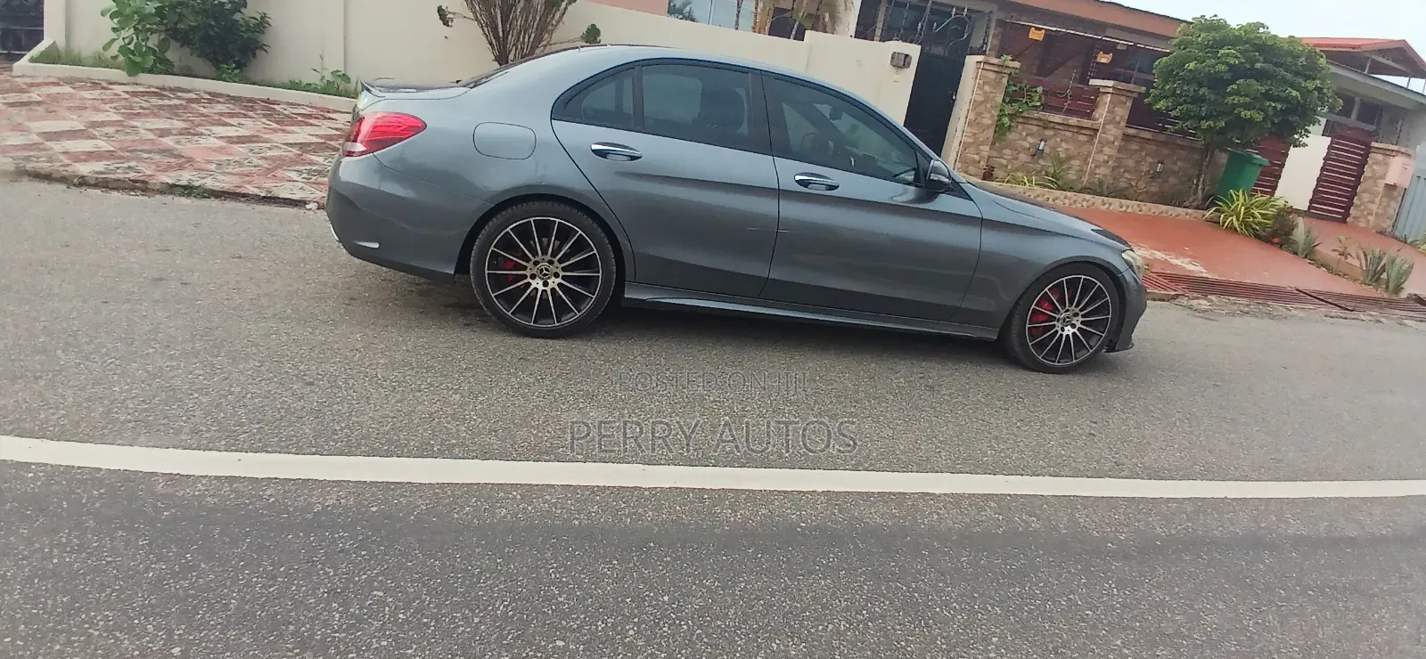 Mercedes-Benz C300 2017 Gray