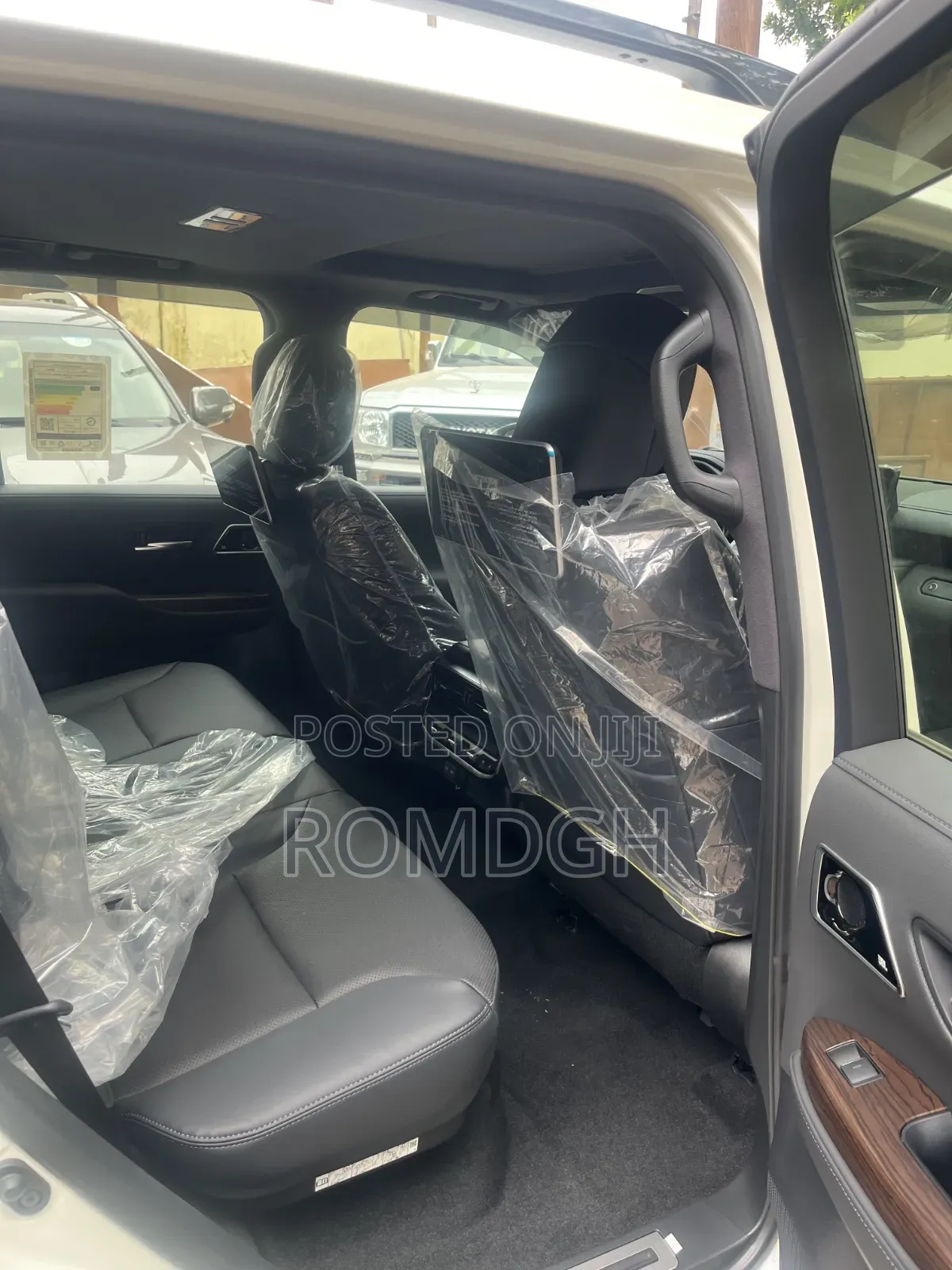 New Toyota Land Cruiser 2024 White