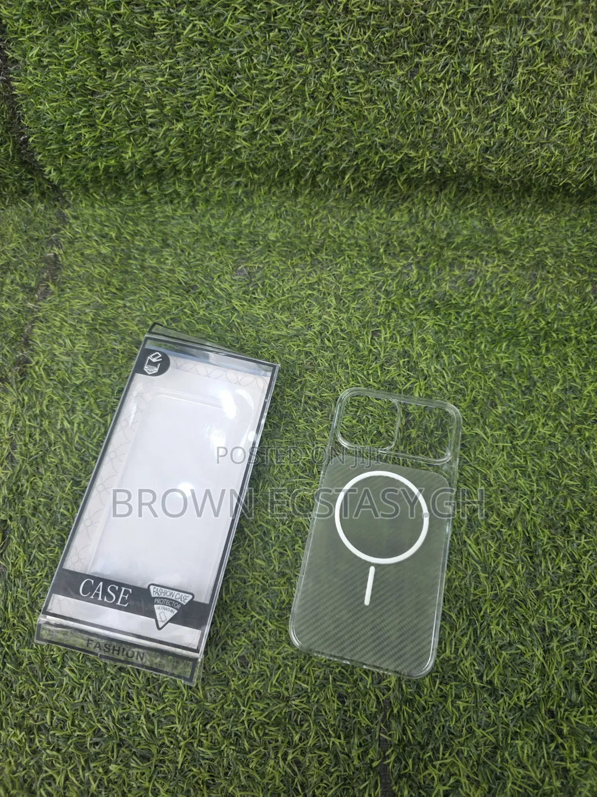 Non Yellowing iPhone 12/13 Pro Max Transparent Case