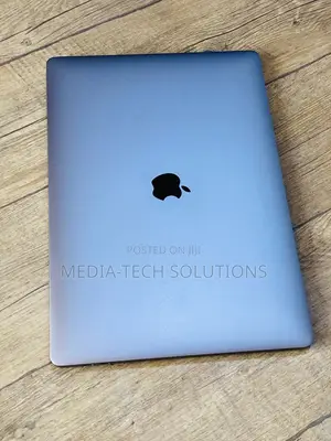 Laptop Apple MacBook Pro 2019 32GB Intel Core i9 SSD 1T