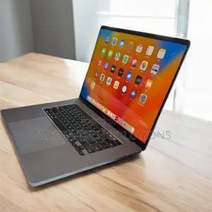 Laptop Apple MacBook Pro 2019 32GB Intel Core i9 SSD 1T