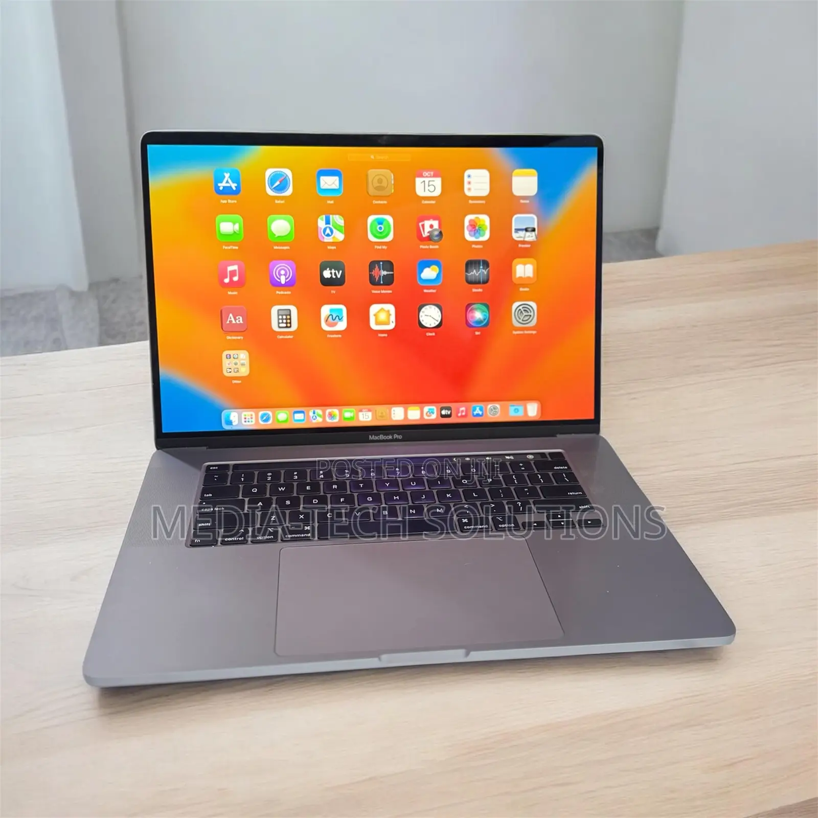 Laptop Apple MacBook Pro 2019 32GB Intel Core i9 SSD 1T
