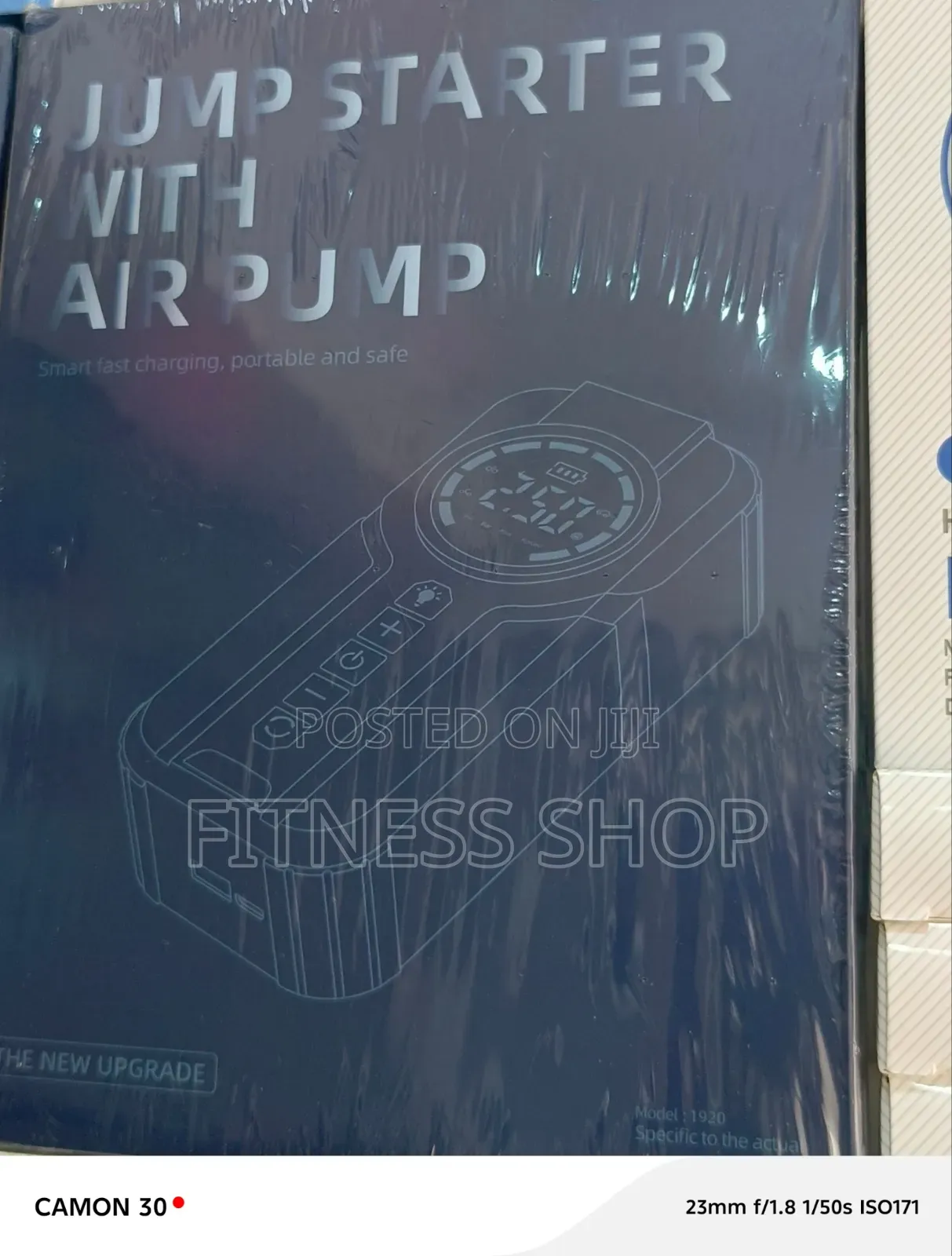 Jumpstarter With Air Pump