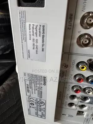 SANYO WXGA Projector - High Display and Graphics