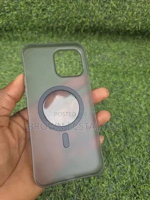 iPhone 12/13 Pro Max Translucent Case (Magsafe Support)