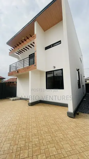 3bdrm House in Oyarifa for sale