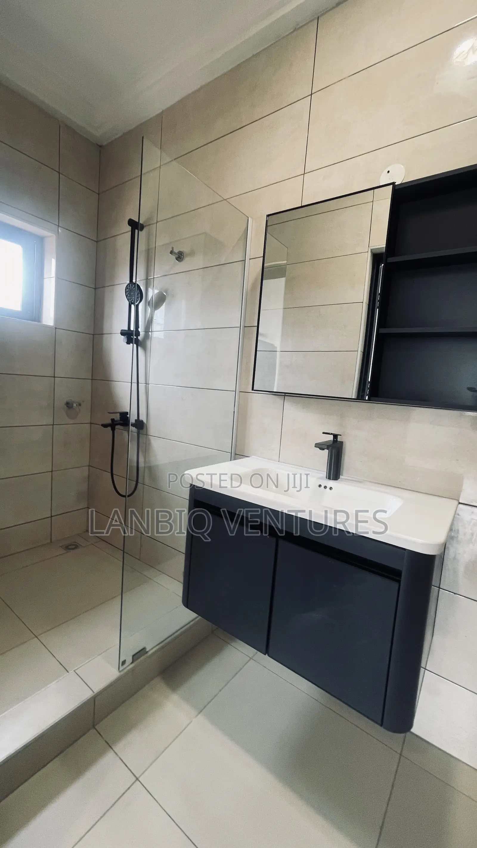3bdrm House in Oyarifa for sale