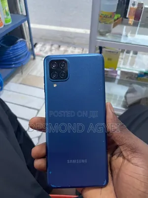 Samsung Galaxy A12 64 GB Blue
