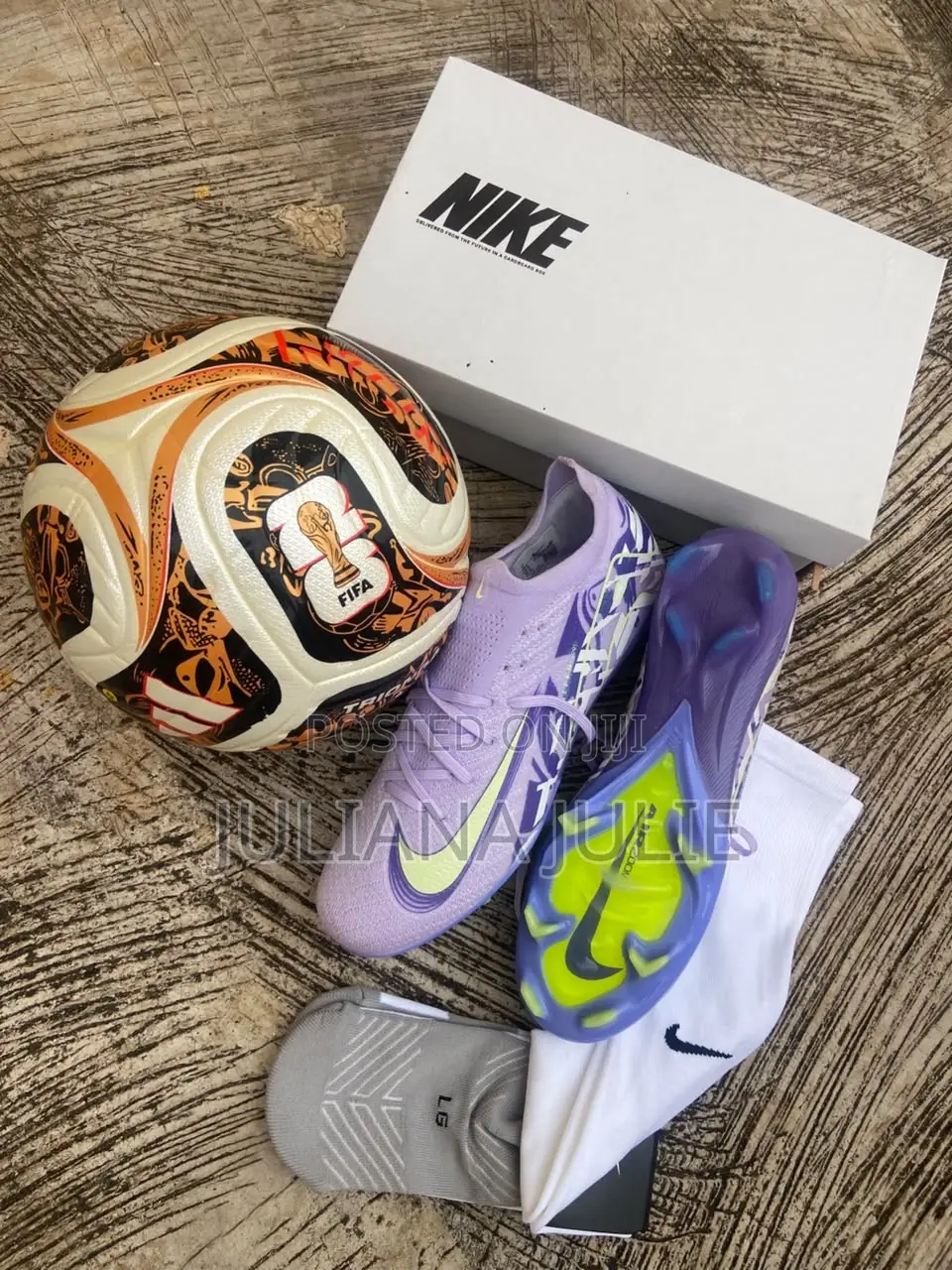 Original Football Boot Available at Cool Price