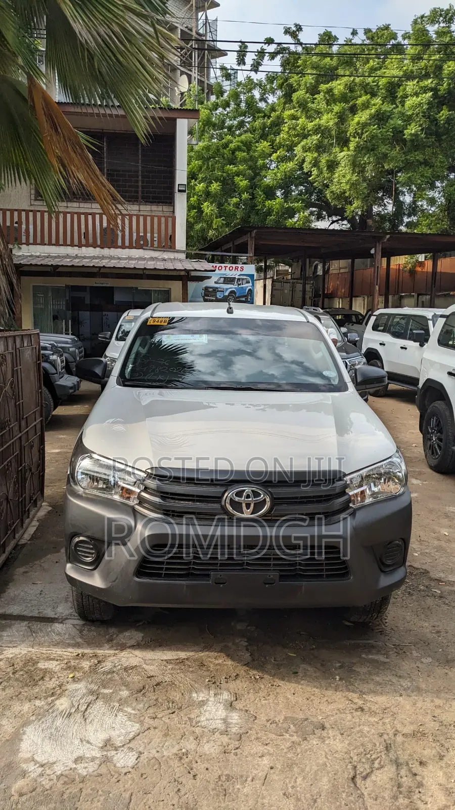 New Toyota Hilux 2025 White