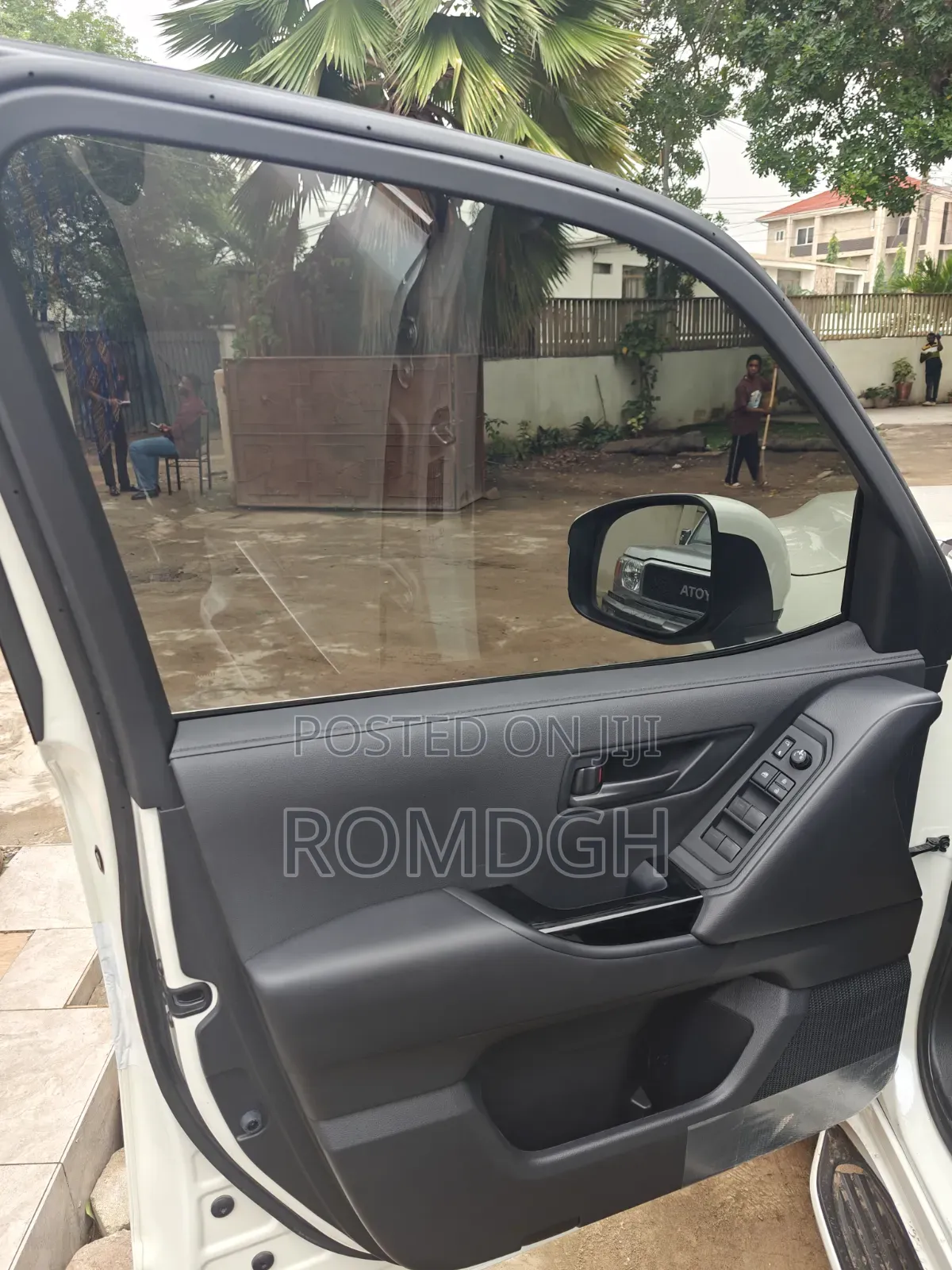 New Toyota Land Cruiser 2023 White