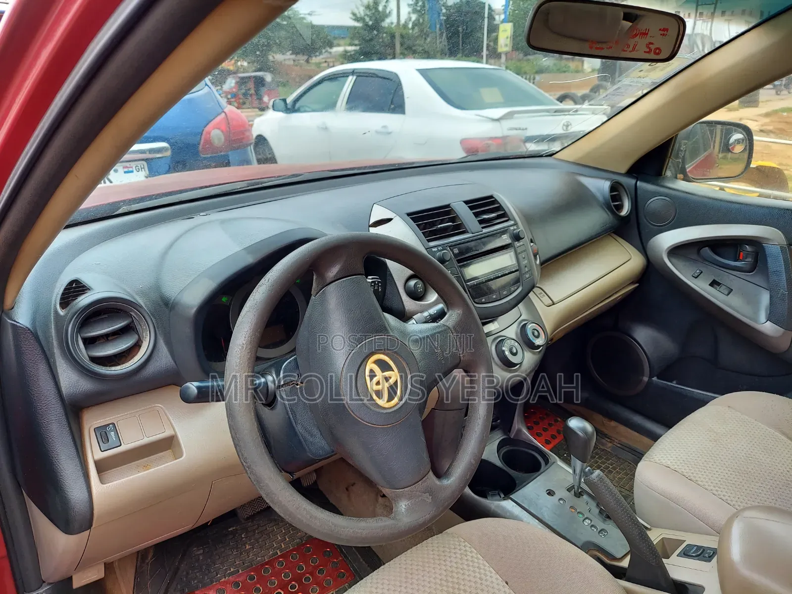 Toyota RAV4 2010 Red