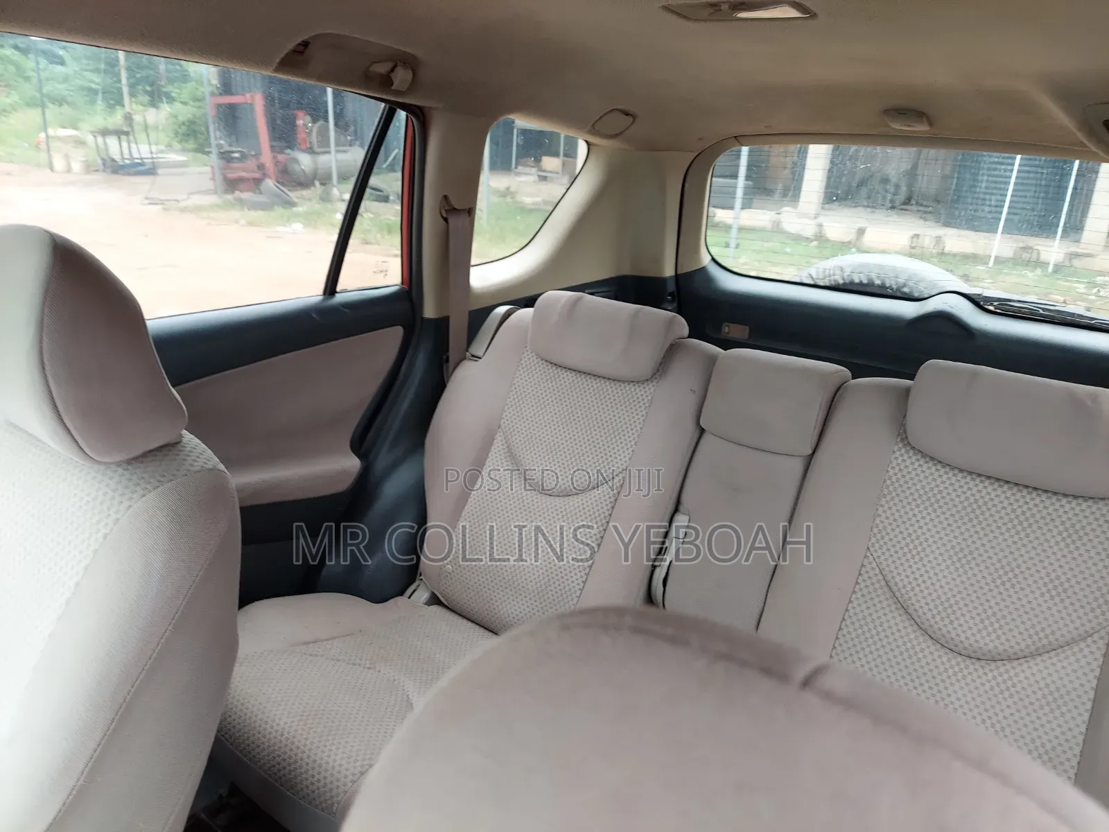 Toyota RAV4 2010 Red