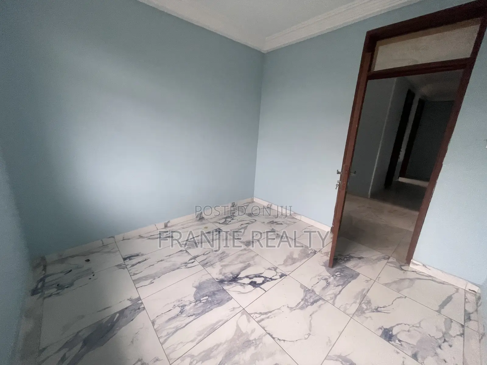 3bdrm Apartment in Franjie Realty, Kasoa for rent