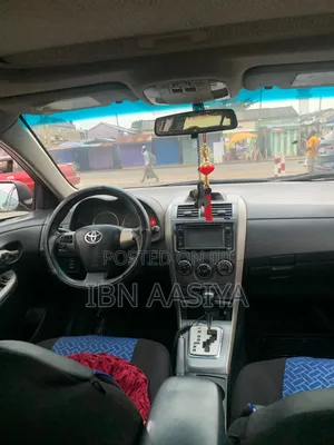 Toyota Corolla 2013 Red