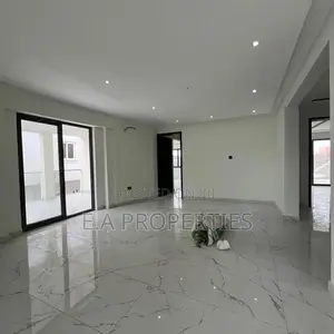 5bdrm House in E A Properties, American House for sale