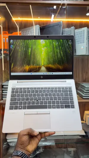 New Laptop HP EliteBook 830 G6 8GB Intel Core i5 SSD 256GB
