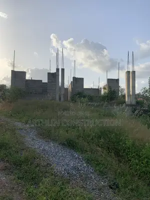 4bdrm Apartment in Boi for sale
