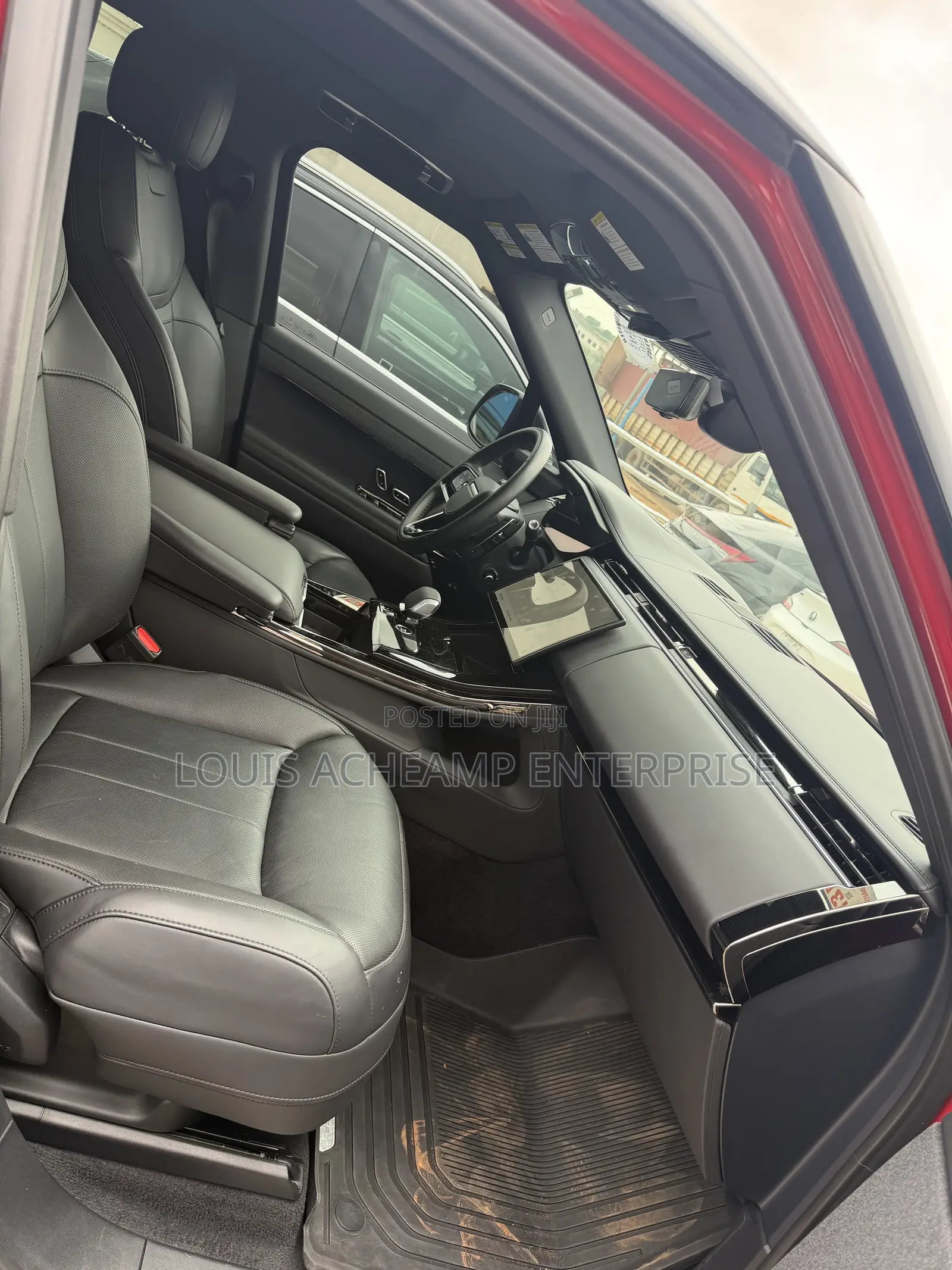 Land Rover Range Rover Sport 2024 Red